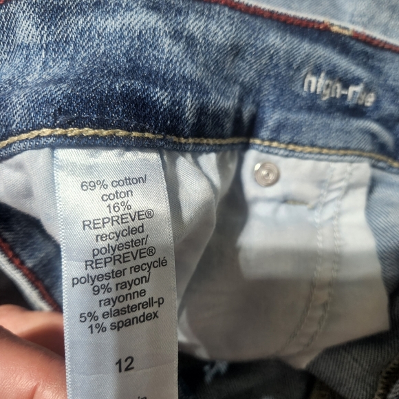 Maurices Edgely High Rise Shorts Sz 12 - Picture 3 of 4